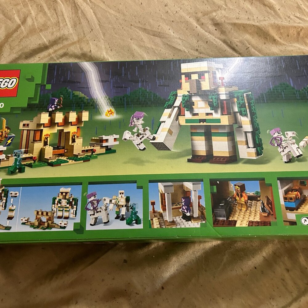 Lego Minecraft Unopened - Picture 3 of 6